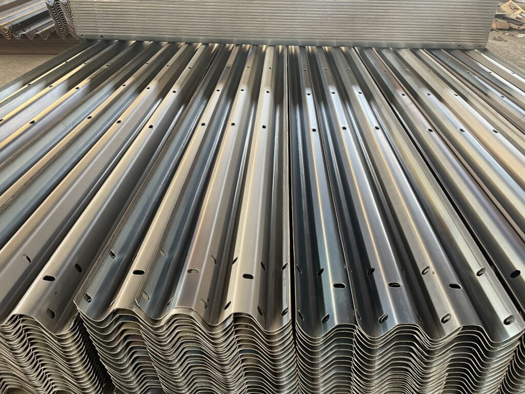 હાઇવે રેલ